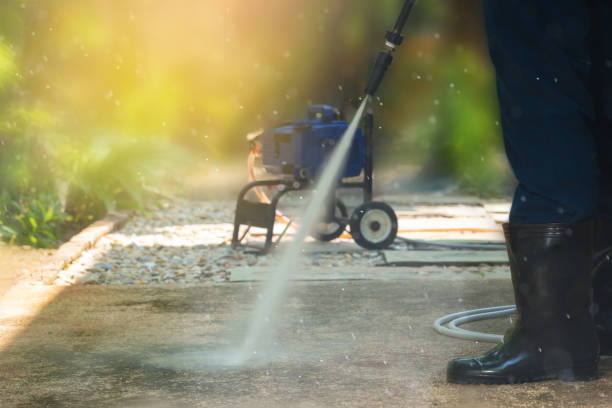 Best Gutter Cleaning  in Dunkirk, IN